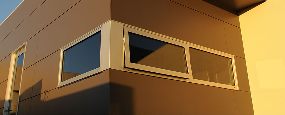 Architectural Awning/Casement Window with Truth™ Hardware